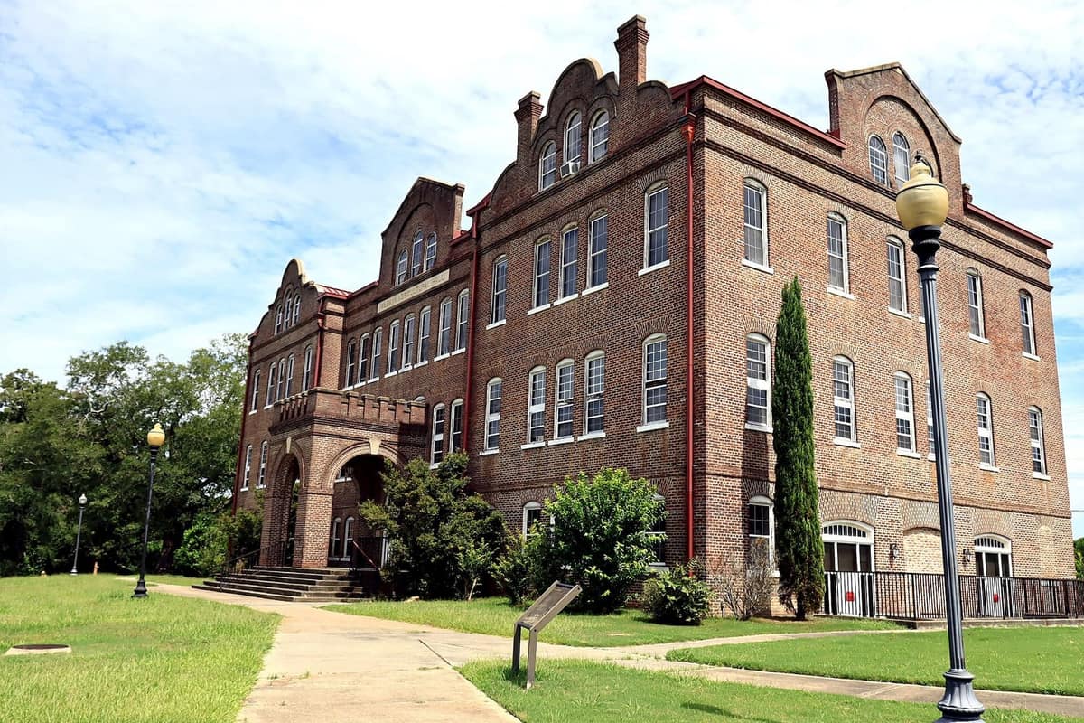 Tuskegee University-Milbank Agricultural Hall